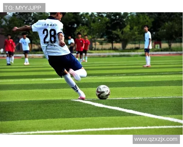 球星女儿继承足球天赋闪耀赛场父爱深情与足球梦想同行